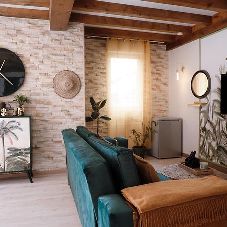 Appart Hotel Le 8 La Suite & Spa - Parking Gratuit - Mâcon Extérieur photo